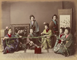 (Konkonchiki) Jogo de meninas japonês