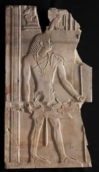 Mentuemhat como sacerdote com bastão e ceptro, c. 667-647 a.C.