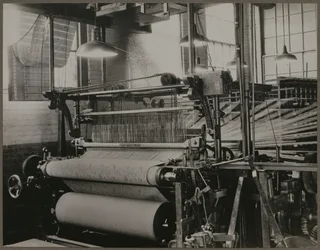 Um tear de fio Jacquard