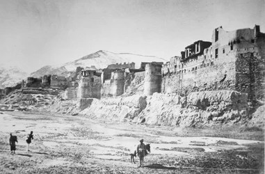 Bala Hissar em Cabul durante a segunda Guerra do Afeganistão 1878-80 (litho)