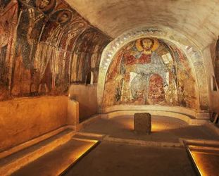 Itália, Apúlia, Gravina na Apúlia, cripta rochosa da Igreja de São Vito Vecchio