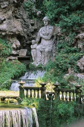 Itália, Região do Latium, Província de Roma, Tivoli, Vila Hadrian, Fonte Ovato