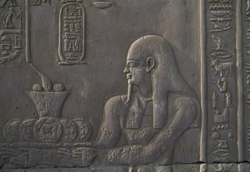 Alívio representando um doador, Templo de Kom Ombo, Egito, civilização egípcia, dinastia Ptolemaic, século 2-1 a.C.