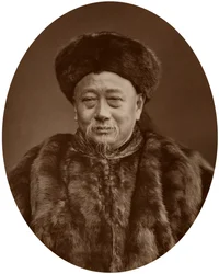 Kuo Sung-Tao, primeiro enviado chinês à Grã-Bretanha, 1880.