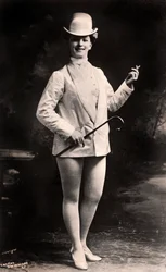 Lily Iris, atriz, 1906.