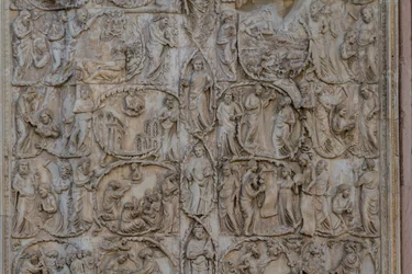 Jesse tree e profecias messiânicas, Stories of Genesis, baixos-relevos de Lorenzo Maitani (antes de 1275-1330), segundo pilar, fachada da catedral de Orvieto, Úmbria, Itália