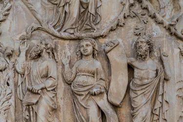 Profetas, detalhe de Jessé e profecias messiânicas, Histórias do Gênesis, baixos-relevos de Lorenzo Maitani (antes de 1275-1330), segundo pilar, fachada da catedral de Orvieto, Úmbria, Itália