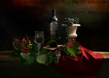 Natureza morta clássica com vinho