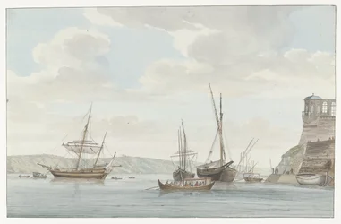 Tuinhuis van de Jardin du Grand Maître uittorend boven de haven met galei schepen op Malta
Pavilhão do Jardim do Grande Mestre, em frente ao porto das Galés em Malta (título sobre o objecto)
Voyage en Italie, en Sicile et à Malte - 1778 (título da série)