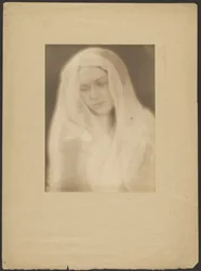[La Pensée].