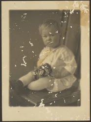[Retrato de um bebé].