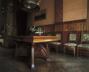 Sala de jantar, Casa Nava (1901-1907), a Reus - DOMENECH I MONTANER, Lluis (1850-1923). Casa Navas. 1901-1907. ESPANHA. Reus. Casa Navas. Sala de jantar, com mobiliário de Gaspar Homar i Mesquida. Modernismo. Arquitetura.