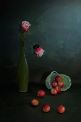 Rosas e maçãs melancólicas