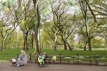 Central Park, 2019 (tinta acrílica sobre impressão de pigmentos de arquivo)