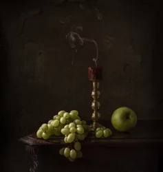 Uvas Melancólicas e Vela