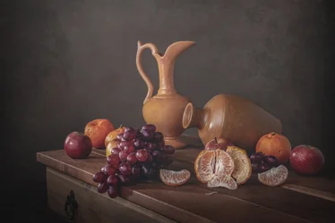 Natureza morta rústica com frutas