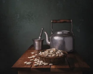 Natureza morta numa cozinha rústica