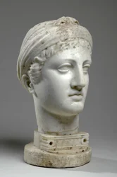 Busto de uma mulher grega (mármore) (ver também 876114)