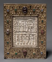 Relicário em forma de livro, c. 1000.