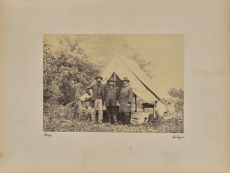 Martindale e Russell e Neil [sic]