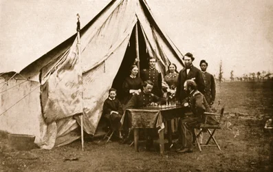 General James H. Wilson e Amigos, 1861-65 (foto sépia)