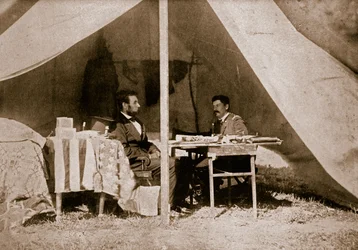 A última entrevista entre o presidente Lincoln e o general McClellan em Antietam, 1862