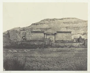Medinet-Habou, General View of the Rines, Thebes, 184951, impresso em 1852.