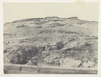 Necrópole da antiga Licópolis, Alto Egito, chapa 12 do álbum "Egypte, Nubie, Palestine et Syrie" (1852)