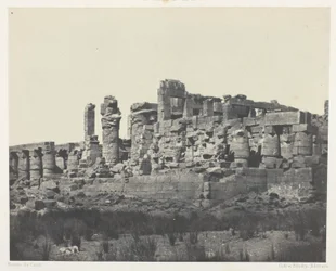 Palácio de Karnak, sala hipóstila, vista do ângulo nordeste; Tebas, prancha 34 do álbum «Egipto, Núbia, Palestina e Síria» (1852)