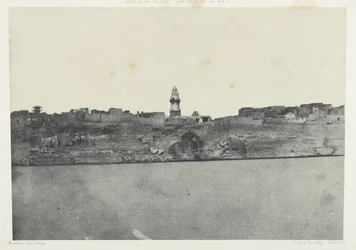 Vista geral de Esneh, Alto Egito, chapa 64 do álbum "Egypte, Nubie, Palestine et Syrie" (1852)