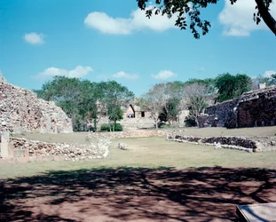 Civilização pré-colombiana: vista do local da antiga capital maia Uxmal, estilo Puuc. Yucatan do Norte 600-900 d.C. México