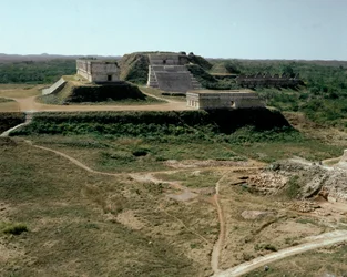 Vista do palácio do governador, séculos IX-XVIII