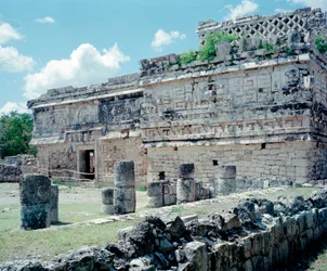 Civilização pré-colombiana: vista do site de Chichen Itza na região de Yucatan. Civilização Maia, período clássico e renascimento Maia, 750-1200 d.C. México