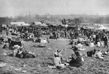 Carnaval do feriado de banco de Londres, Hamstead Heath, Londres, 1926-1927.