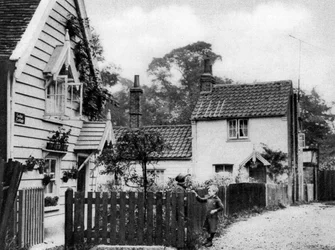 Casas de madeira por Hadley Green, Londres, 1926-1927.