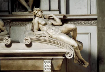 Alegoria da Aurora. Túmulo de Laurent II de Medicis. Escultura em mármore 1531