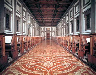 Biblioteca Laurenciana, arquitecto Michelangelo (1475-1564), Florença, Itália