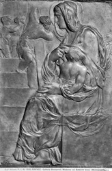 Madonna and Child with the Madonna della Scala (mármore)