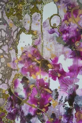Flores em tons vibrantes de magenta e dourado