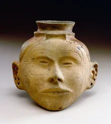 Efígie de cabeça humana, 1300-1500 (cerâmica)