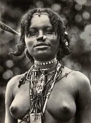 «Construir um império» na era fascista: uma mulher Cunama, 09/05/1936