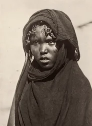 Construir um Império na Era Fascista: uma mulher Dancal, 09/05/1936 (foto a p/b)