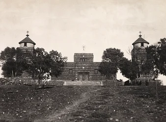 Construir um Império na era fascista: uma igreja abissínia de Asmara, 09/05/1936 (foto a p/b)