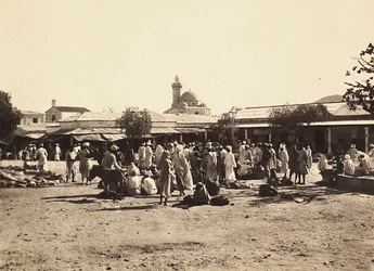 Construir um império na era fascista: praça do mercado em Cheren, 09/05/1936 (foto a p/b)