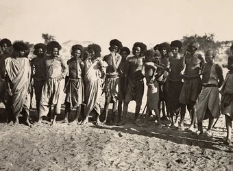 Construir um império na era fascista: tribo de Beni Amer, 09/05/1936 (foto a p/b)