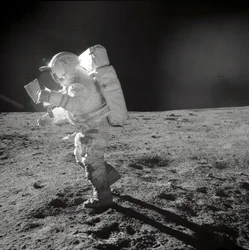 Apollo 14 - NASA, 1971.