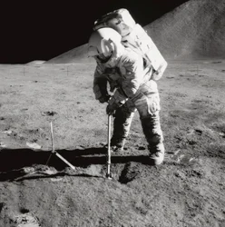 Apollo 15 - NASA, 1971.