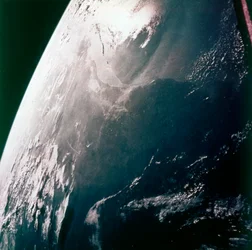 Terra vista do espaço - a costa do Golfo, Houston e Galveston Bay, EUA, década de 1980.
