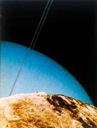 Urano visto de Miranda, 1986.