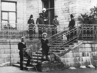 Czar Alexandre III da Rússia com sua família, c1886